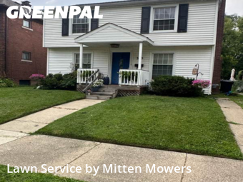Lawn Care Service nearby Ferndale, MI, 