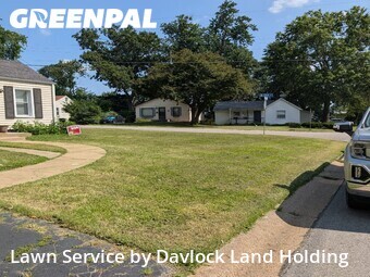 Lawn Mowing nearby Saint Ann, MO, 