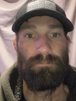 Knarwahls Greens headshot