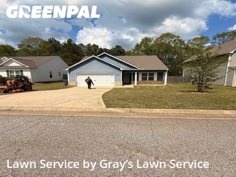 Lawn Mowing nearby Milner, GA, 