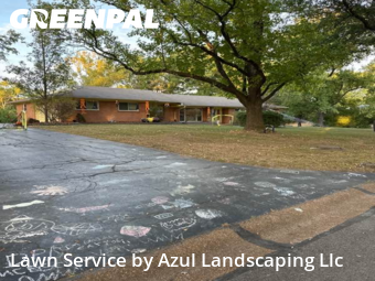 Yard Mowing nearby Frontenac, MO, 