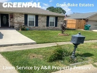 Lawn mowed in Kenner, 70065
