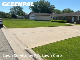 Lawn Service nearby Green Bay, WI, 