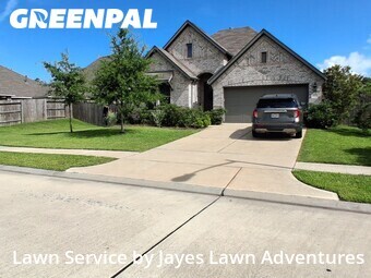 Grass Cut nearby Shenandoah, TX, 