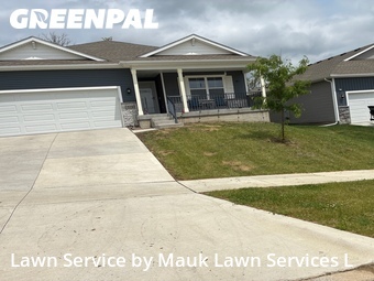 Lawn Care nearby Mitchellville, IA, 