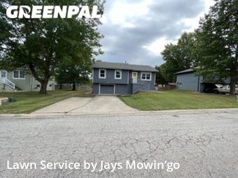 Lawn Care Service nearby Pleasant Hill, MO, 