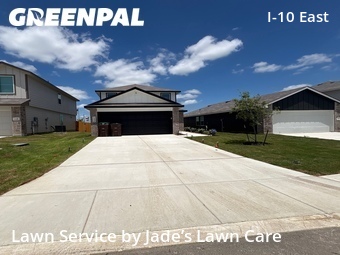 Lawn Care nearby Adkins, TX, 