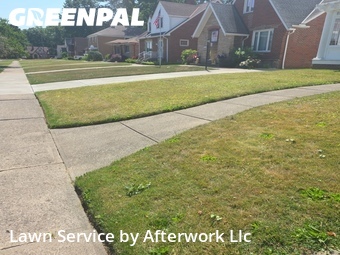 Lawn Service nearby Parma, OH, 