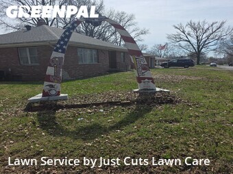 Yard Cutting nearby Belleville, IL, 
