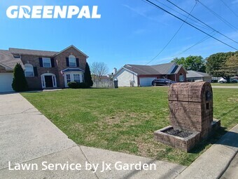 Lawn Maintenance nearby La Vergne, TN, 