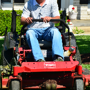grass-cutting-businesses-in-Des Moines-IA
